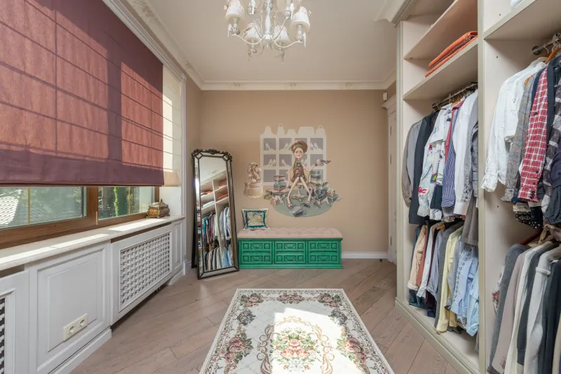 That Expensive Piece You Never Wear Is Costing You More Than You Think
