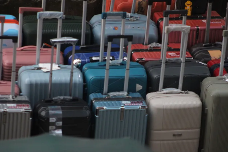 Pack Once, Wear Everywhere: The Urban Professional's Guide to 72-Hour Trips Without the Checked Bag